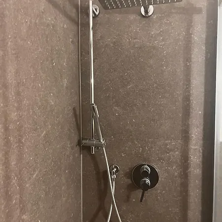 Family Sauze With Parking, 2 Bedrooms Apartamento