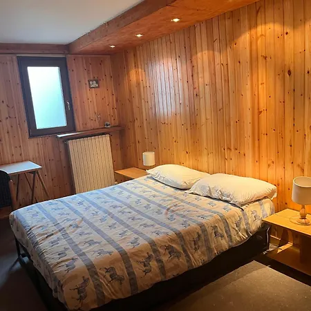 Family Sauze With Parking, 2 Bedrooms *