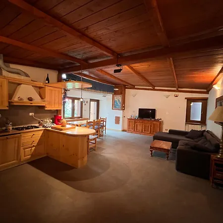 Family Sauze With Parking, 2 Bedrooms 公寓 Oulx