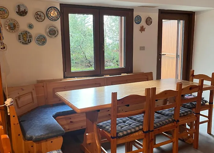 Family Sauze With Parking, 2 Bedrooms *
