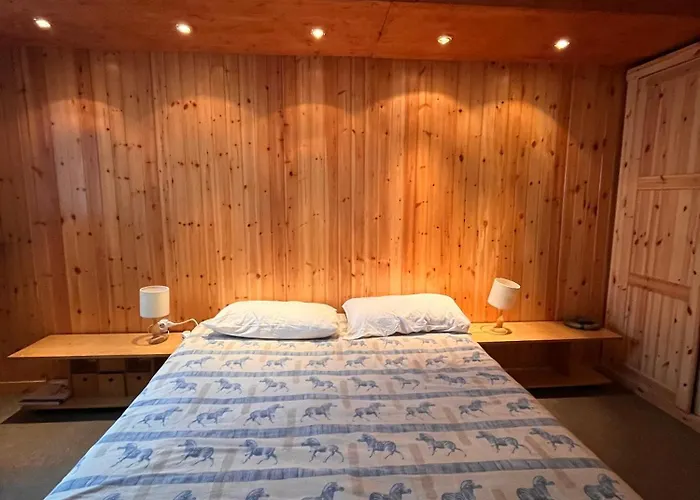 Family Sauze With Parking, 2 Bedrooms * Oulx