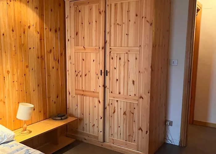Family Sauze With Parking, 2 Bedrooms