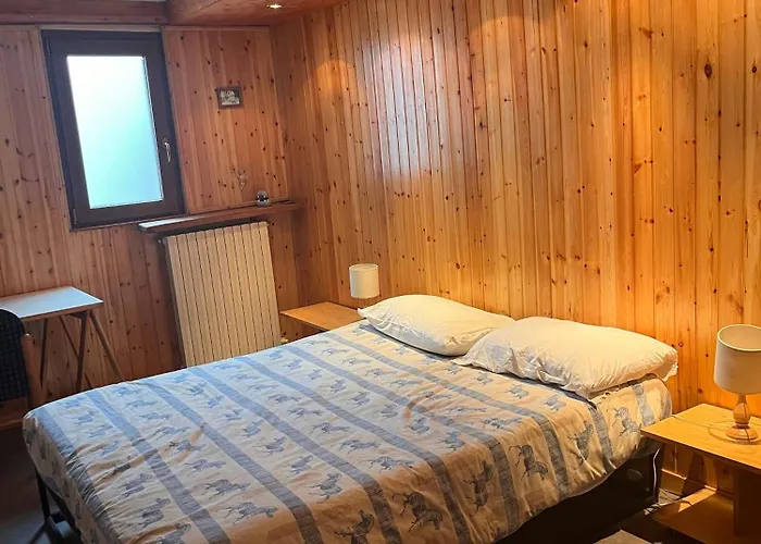 Family Sauze With Parking, 2 Bedrooms *